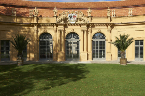 One of FAU's most beautiful buildings is located in the Schlossgarten: the Orangerie. (Image: FAU/David Hartfiel)